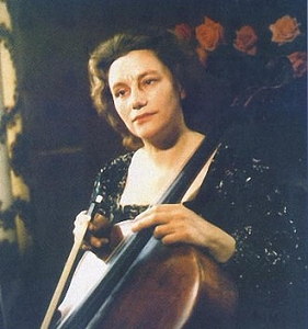 Şaxovskaya Nataliya(violonçel)
