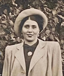 Dadaşova Qızxanım (qarmon)