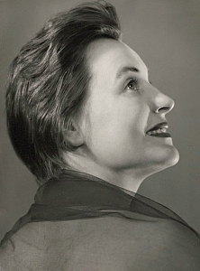 İsakova Nina (mezzo-soprano)