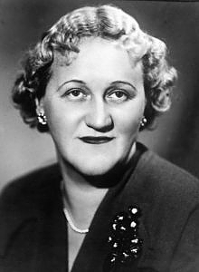 Elfrida Pakul (soprano)